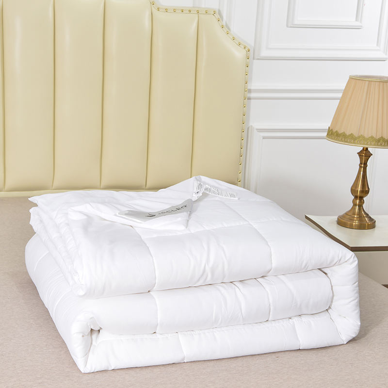 Four Seasons White Duck Down Feather Quilt